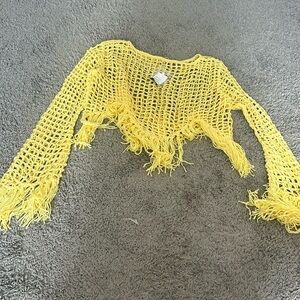 Long sleeve fringe crop top